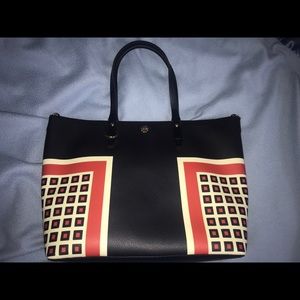 NWOT Tory Burch Kerrington Shoulder Bag LE